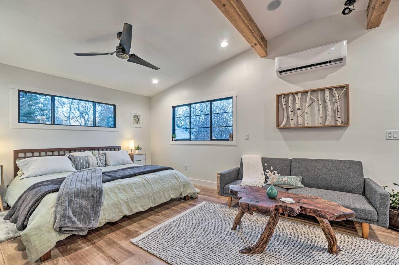 Cozy Flagstaff Studio With Patio - Near Dtwn! Екстер'єр фото